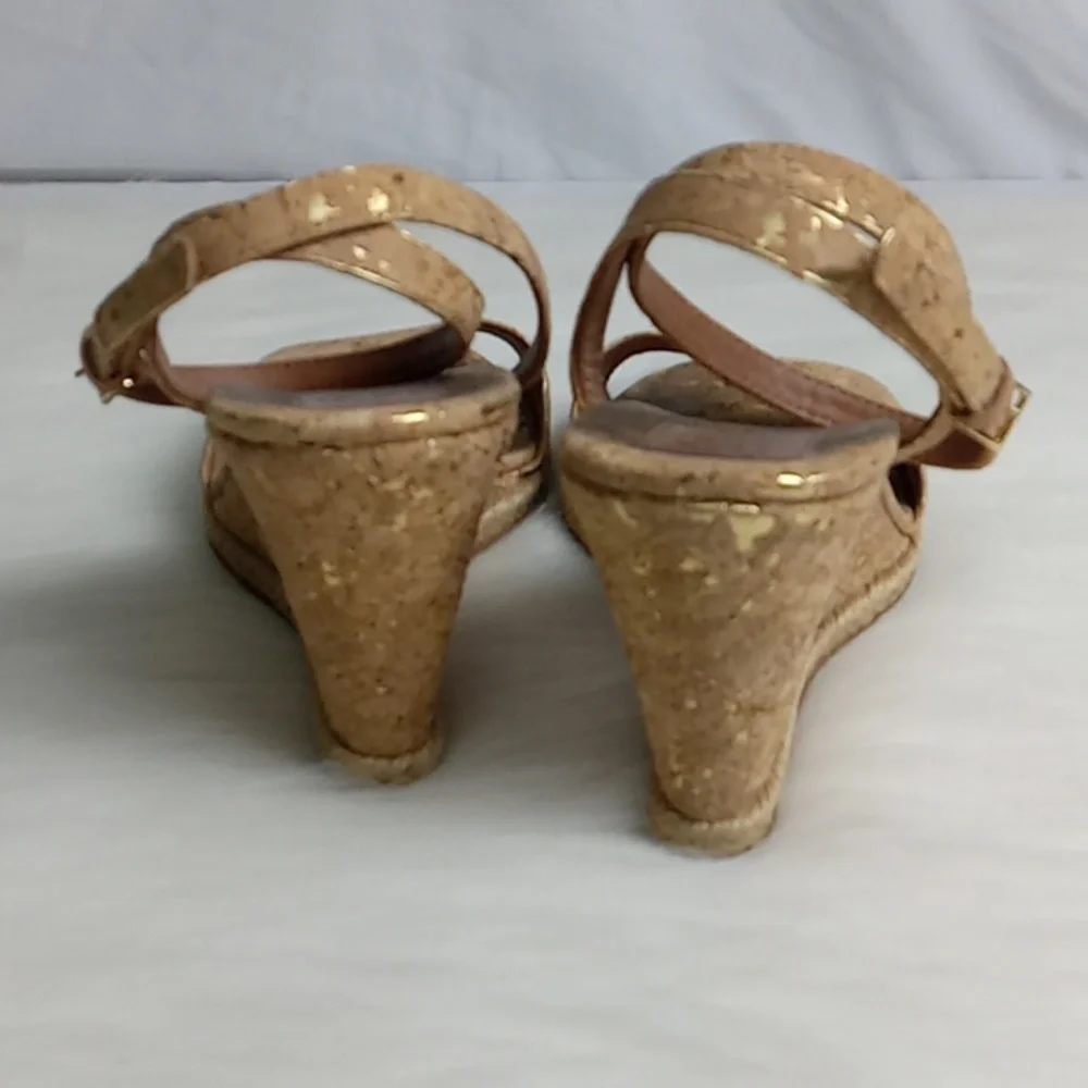 Tory Burch gold and brown heels - Picture 4 of 8